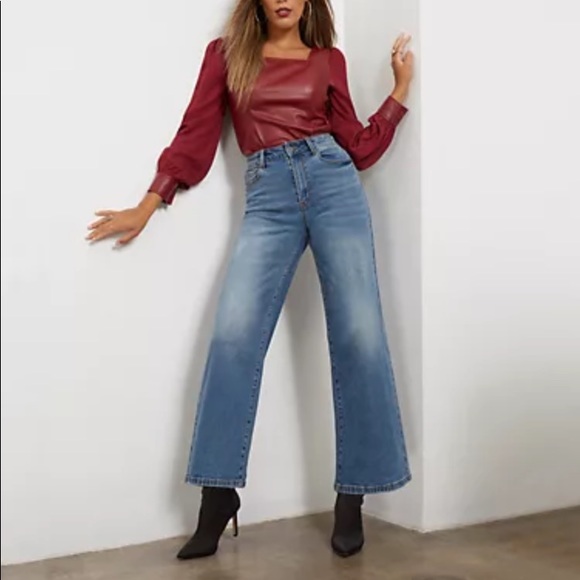H&M Denim - H&M high waisted wide leg cropped blue jeans